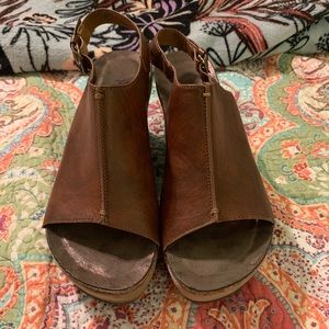 Pierre Dumas Hester-14 Women's Platform Wedge